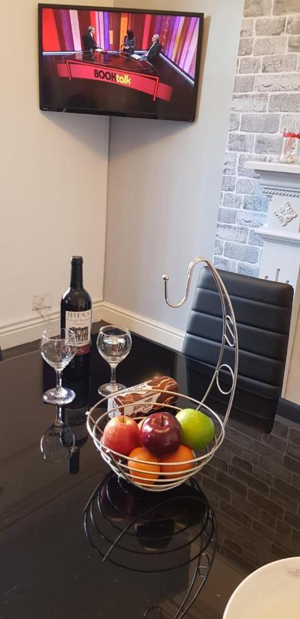 Villa Riverpool - Elegant House 1 Minute Walk To Anfield Stadium Liverpool Exterior foto