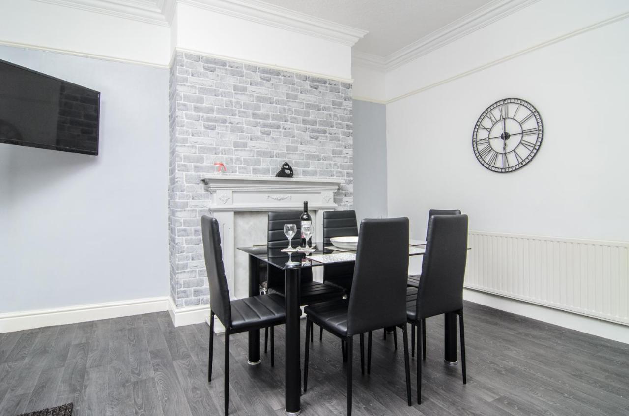 Villa Riverpool - Elegant House 1 Minute Walk To Anfield Stadium Liverpool Exterior foto